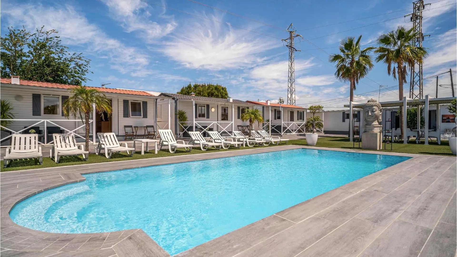 Stunning Apartment In Chipiona With Swimming Pool 0*,  Spagna